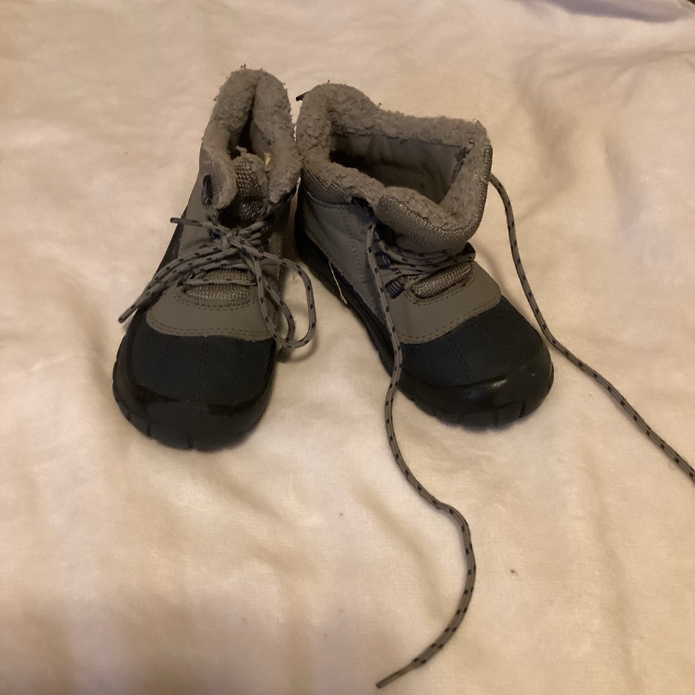 Faded glory navy blue and grey winter boots